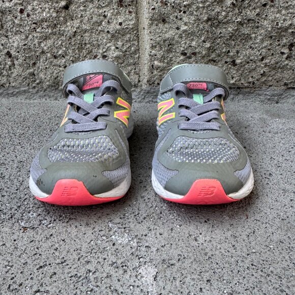 NEW BALANCE 720v4 Sneakers Girls 11.5 29 Gray Neon Pink Laceless Running Shoes - Picture 5 of 10